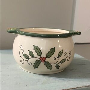 Temp-tations Festive Ceramic Bowl with Holly Design